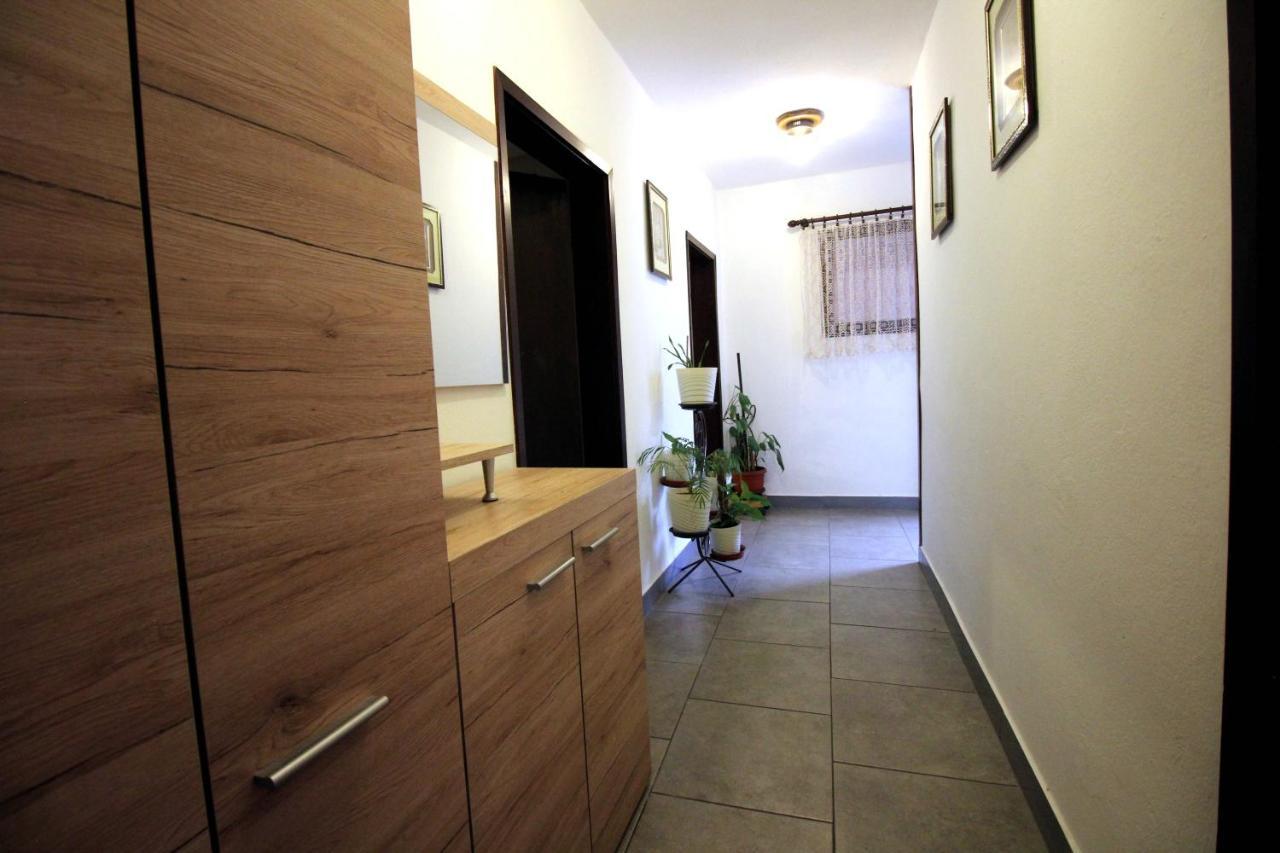 Apartment Leana Selce Luaran gambar